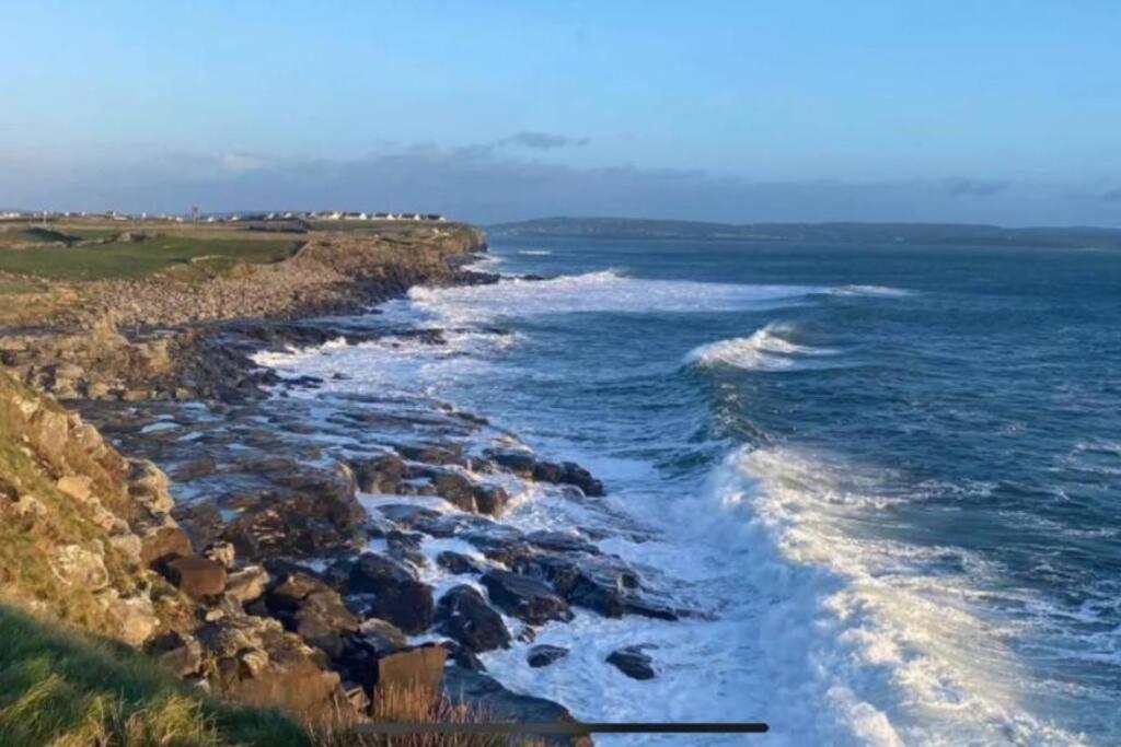 Elegant Lahinch/ Liscannor Cottage 3B 3Br ภายนอก รูปภาพ